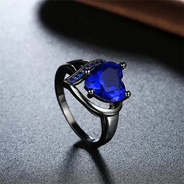 Fashion Couple Rings Romantic Women Heart Blue Rhinestones Zircon Ring Men Stainless Steel Celtic Dragon Ring Wedding Jewelry - Image 4