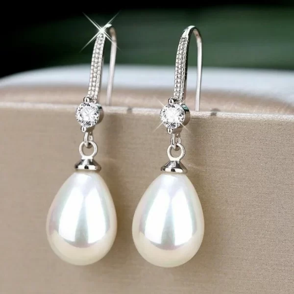 Exquisite Fashion Silver Color Water Imitation Pearls Drop Earrings for Women Shiny Red Green Round Imitation Pearls Earrings - Image 2