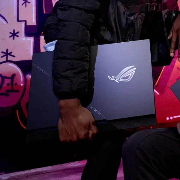 ASUS ROG Moba7 Gaming Laptop - Image 5