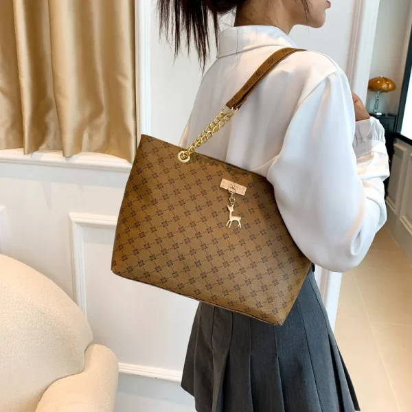 New Presbyopia Handbag Texture Soft Leather Large Capacity Tote Women Bag With Hanging Accessories Shoulder Bag - Image 3