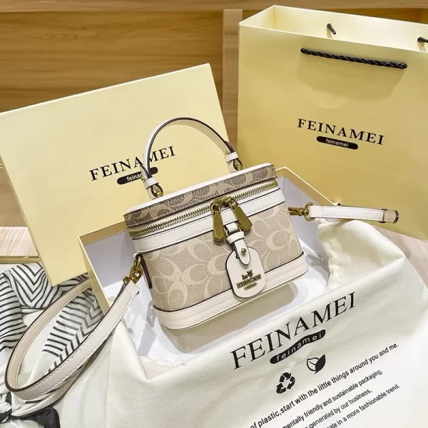 New minimalist and fashionable small handbag, contrasting color women's bag, high-end carriage crossbody bag, portable box bag - Image 34