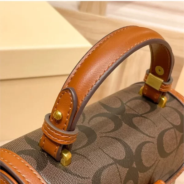 New minimalist and fashionable small handbag, contrasting color women's bag, high-end carriage crossbody bag, portable box bag - Image 3