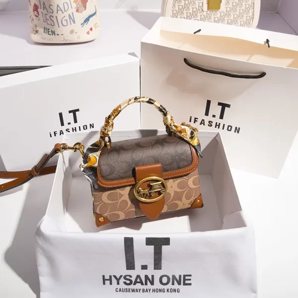 New minimalist and fashionable small handbag, contrasting color women's bag, high-end carriage crossbody bag, portable box bag - Image 19