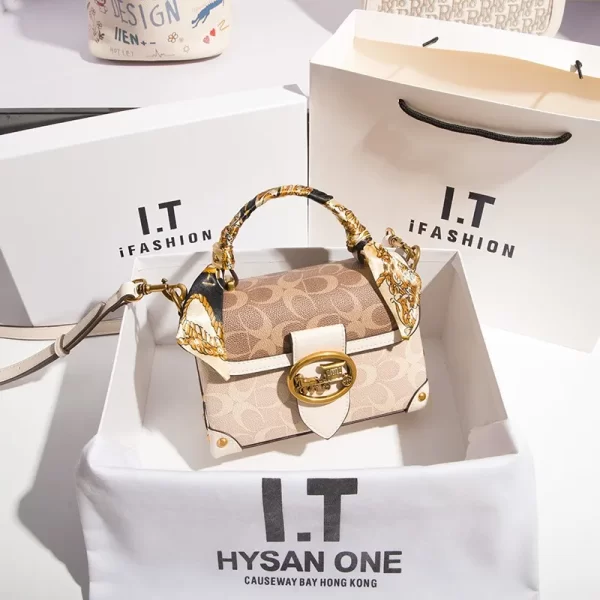 New minimalist and fashionable small handbag, contrasting color women's bag, high-end carriage crossbody bag, portable box bag - Image 22